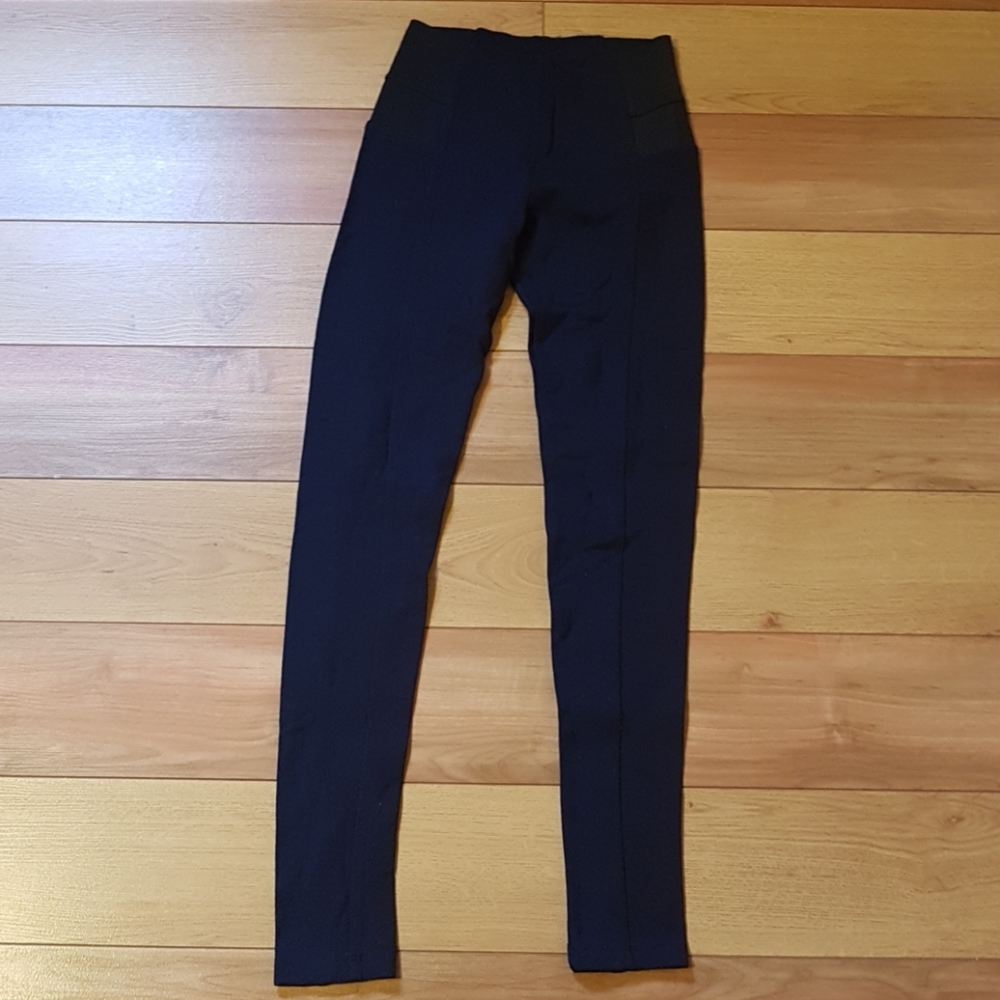 Navy leggings